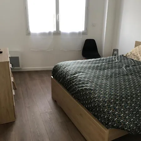 Appartement Numero 8 Savigne-l'Eveque
