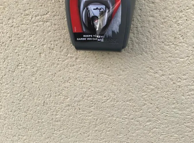 Appartement Numero 4 Ou Numero 8 *